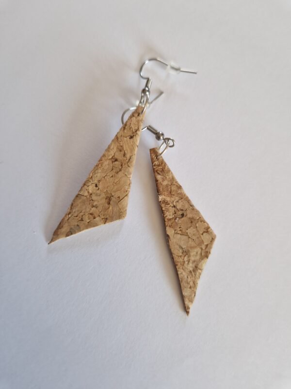 Boucles d'oreilles en liège - Triangle – Image 3
