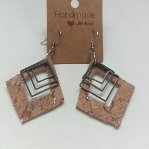 Boucles d’oreilles losange en cuir de liège et acier