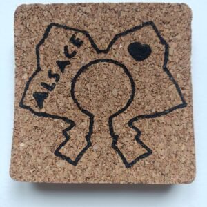 Lot de 4 sous-verres en liège pyrogravé - coiffe alsacienne