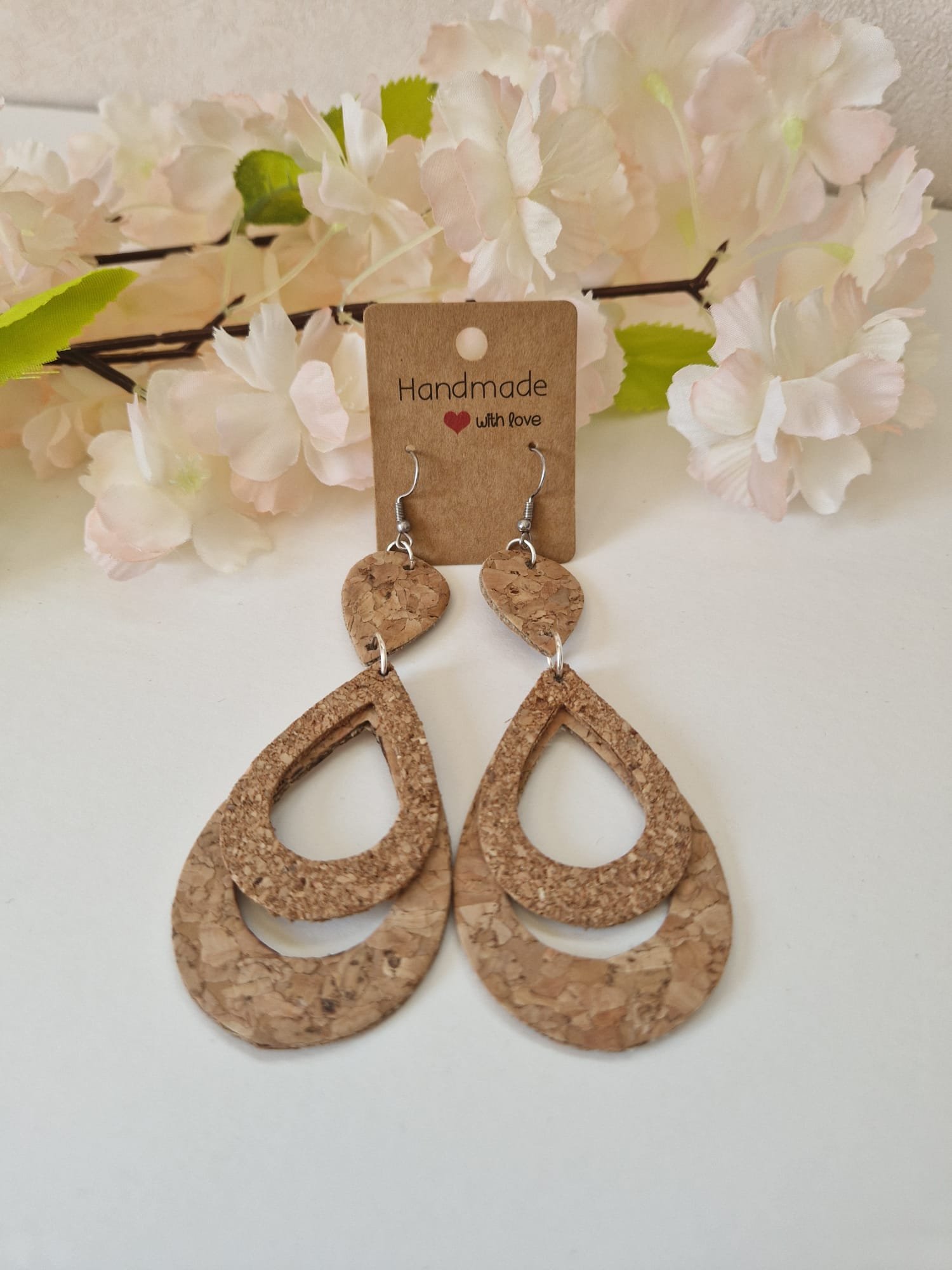 Boucles d’oreilles gouttes d’eau creuses en liège