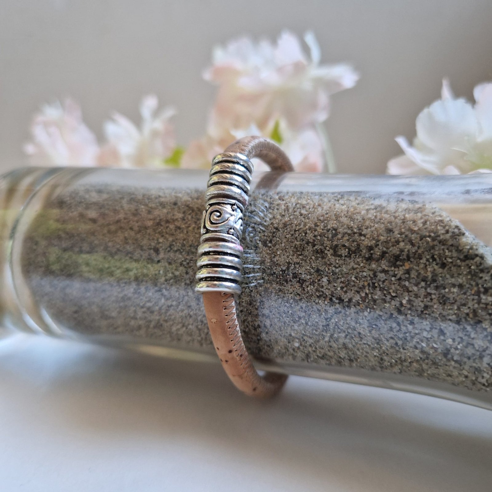 Bracelet ethnique en liège – Image 3