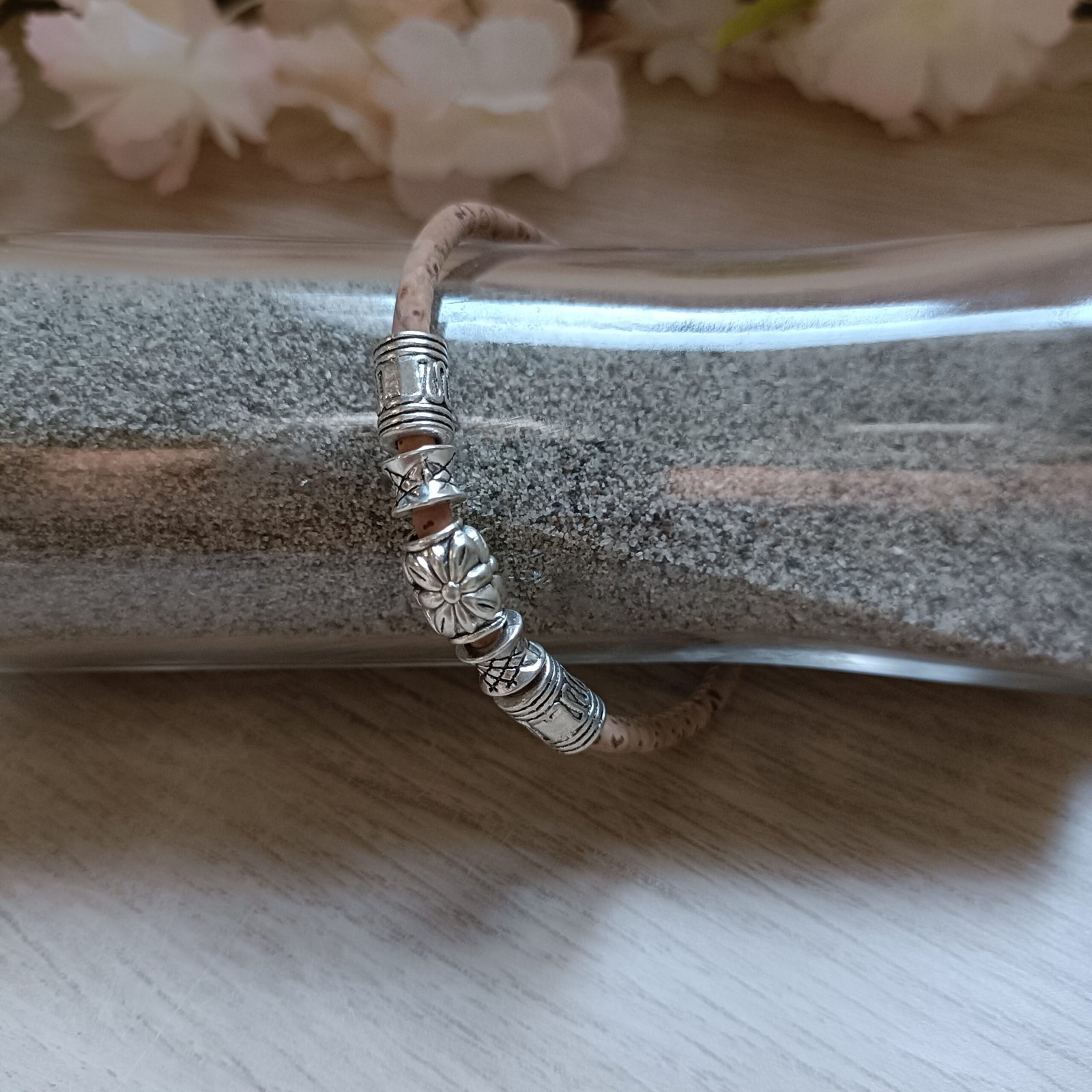 Bracelet ethnique réglable en liège – Image 6